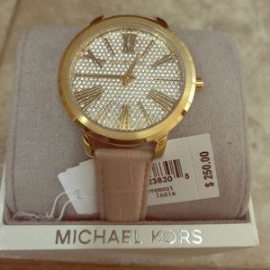 Pink leather strap Michael kors watch
